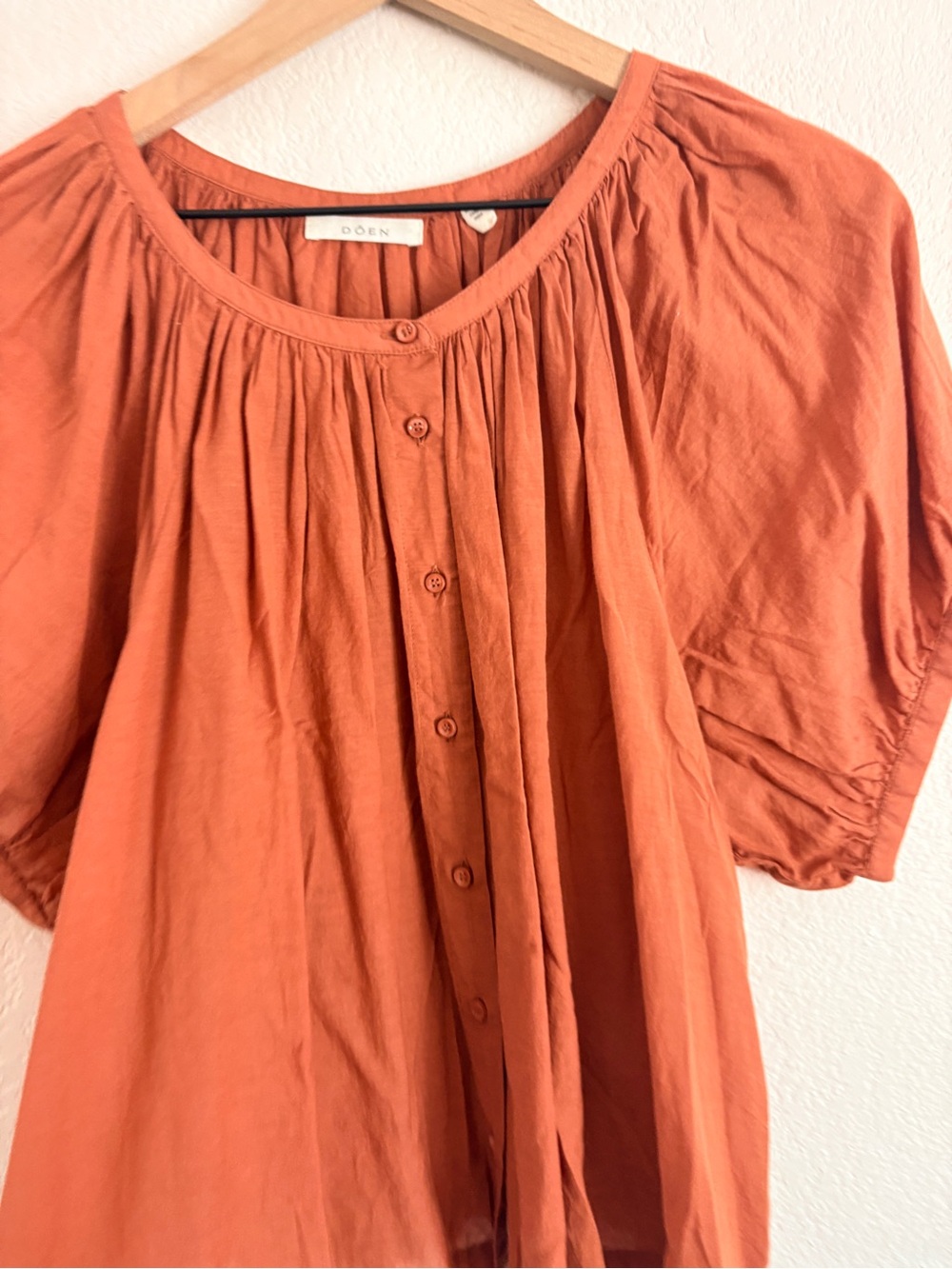 Doen June Top in Tierra - Picture 7 of 10